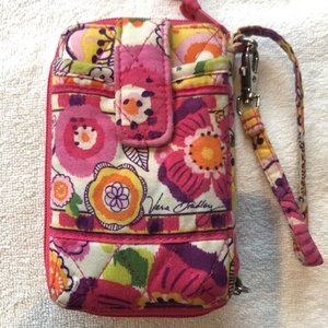 Vera Bradley wristlet- in Bouncing Bouquet pattern